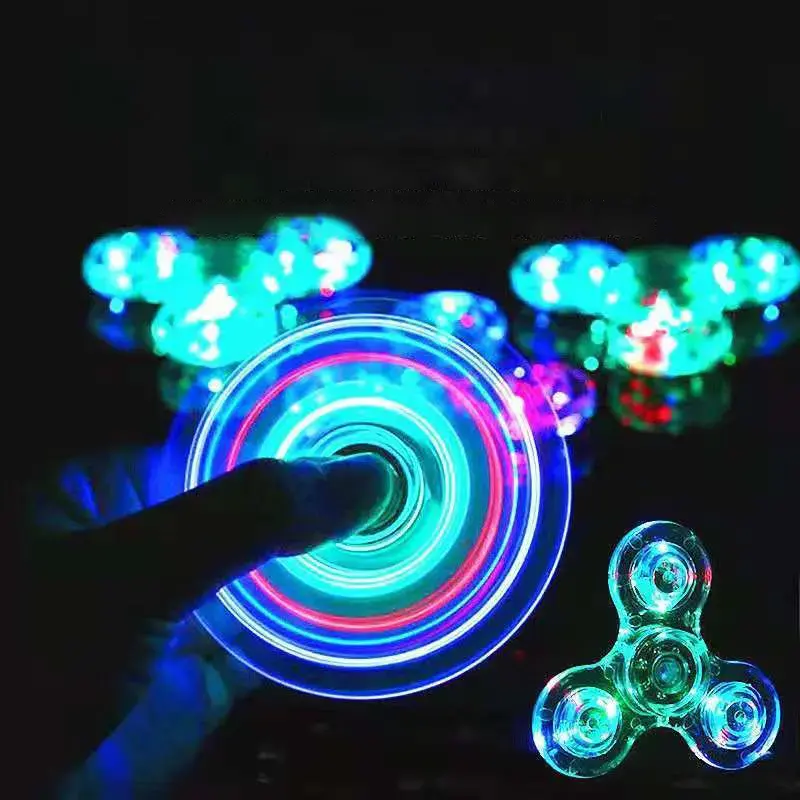 Wholesale New Style LED Plastic Colorful Luminous Transparent Flash Decompression Fidget Spinner Toy