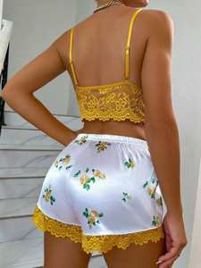 طقم ملابس نوم نسائي جديد جذاب ومثير مكون من قطعتين، قميص قصير من الدانتيل برقبة على شكل V عميقة وشورت، ناعم ومريح وجيد التهوية - Product Image 6