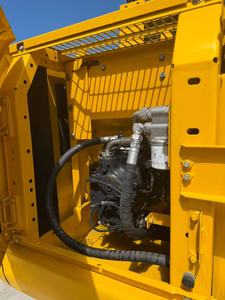 Excavatrice Komatsu PC130-8M0 d'occasion à faible nombre d'heures de fonctionnement, originale du Japon, 13 tonnes, prête pour l'expédition - Product Image 6