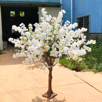 Pièces centrales décoratives de mariage, faux arbres verts, fleurs artificielles blanches, fleur de cerisier, vente en gros, 10 pièces