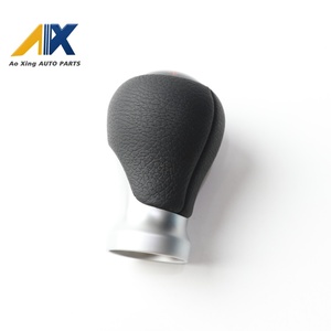 Pomo de Cambio de Marchas Manual de 5 Velocidades al por Mayor, Pomo de Cambio de Marchas de Plástico con Número Rojo y Funda de Cuero, Estilo de Coche - Product Image 5