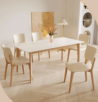 Ensemble de table et de chaises de salle à manger en bois massif et cuir PU de style nordique moderne