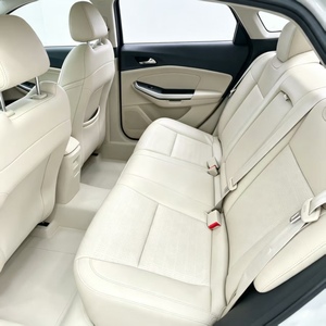 Ottimo Prezzo per <span class=keywords><strong>Ford</strong></span> <span class=keywords><strong>Escort</strong></span> 2015 1.5L Fashion 5 Posti LHD <span class=keywords><strong>Berlina</strong></span>, 120.000 KM, Senza Incidenti, Basso Consumo di Carburante, Disponibile in Stock - Product Image 6