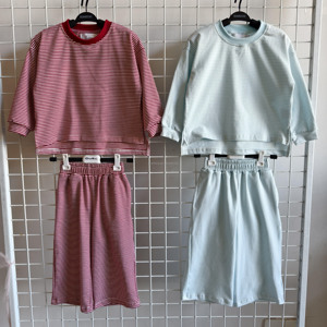 Set di Abbigliamento Coordinato Mamma e Figlio: Camicia Oversize a Righe e Pantaloncini Comodi per Bambini - Product Image 4