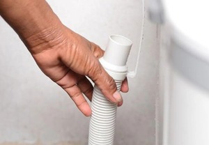 Tubo de Desagüe Flexible Eléctrico Semiautomático para Lavadora (Plástico) de Prime Home Enterprises, Compatible con la Mayoría de las Lavadoras - Product Image 3