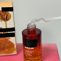 Ampolla Facial Hot Honey Beam, Sérum Iluminador y Antiarrugas, Cuidado de la Piel Coreano para un Brillo Radiante e Hidratación Profunda, 30 ml