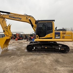 รถขุดไฮดรอลิกแบบตีนตะขาบ KOMATSU PC200 ขนาด 20 ตัน พร้อมบุ้งขุดขนาด 0.9 ลูกบาศก์เมตร เครื่องขุดมือสอง - Product Image 1