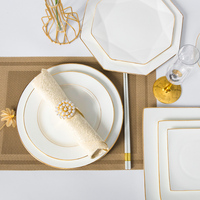 Assiette plate en céramique osseuse de luxe blanche pour hôtels et mariages Vaisselle écologique pour l'exportation de restaurants