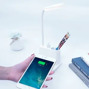 מכירה לוהטת מחקר קריאת עט מחזיק שולחן Led אור מגע בקרת Dimmable Usb סוללה מופעל מנורת שולחן עם טלפון בעל