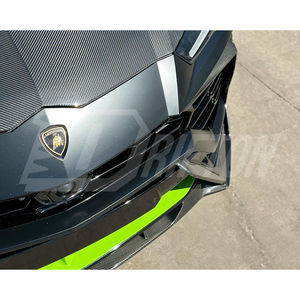 Divisor de parachoques delantero de fibra de carbono seco para Lamborghini URUS 2018-2022 - Product Image 3