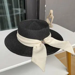 Chapéu de palha elegante com arco e aba plana para mulheres, chapéu de verão com borda plana, proteção solar e sombreamento para passeios ao ar livre, chapéus de praia