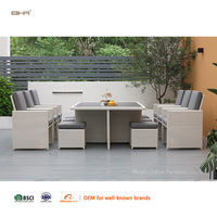 Ensemble de mobilier de jardin en rotin et verre moderne BHR pour villa, gain de place, table et chaises d'extérieur
