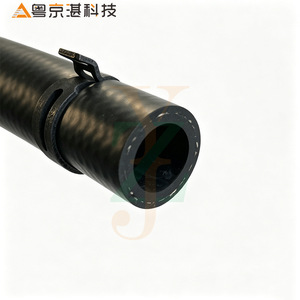 ท่อน้ำหล่อเย็น LR049636 สำหรับแลนด์โรเวอร์ 80 ซม. อะไหล่ยางทดแทน - Product Image 3