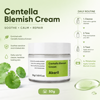 Crème anti-imperfections à l'arbutine Akaril 50g, traitement des boutons d'acné, apaisement, calme, soulagement des irritations et des rougeurs, soin quotidien du visage