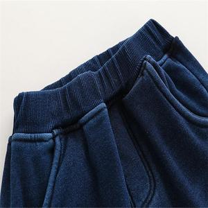 Nouvelle Collection de Vêtements de Sport à la Mode en Gros, Meilleure Qualité, Vêtements pour Bébés et Enfants, Jeans d'Hiver à la Mode pour Garçons - Product Image 3