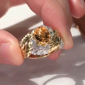 Anello con Cristallo Giallo a Forma di Piuma in Rilievo per Donne, Accessorio Elegante Vintage per Uso Quotidiano - Product Image 1