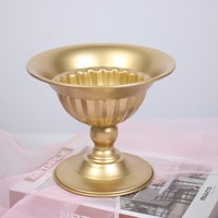 Vase en fer forgé de style européen vintage haut de gamme, centre de table décoratif pour mariage, arrangement floral doré transfrontalier