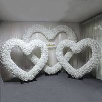 Arche de fleurs de mariage en forme de cœur de 8 pieds de hauteur Arrangement de fleurs Arche de fleurs en forme de cœur rose pour la décoration de toile de fond de mariage