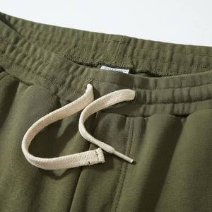Pantalones Cortos Cargo Personalizados para <span class=keywords><strong>Hombre</strong></span>, Algodón Orgánico Sostenible, Tela Reciclada, GOTS, BSCI, Pantalones Cortos Tácticos Chino, OEM, ODM - Product Image 2