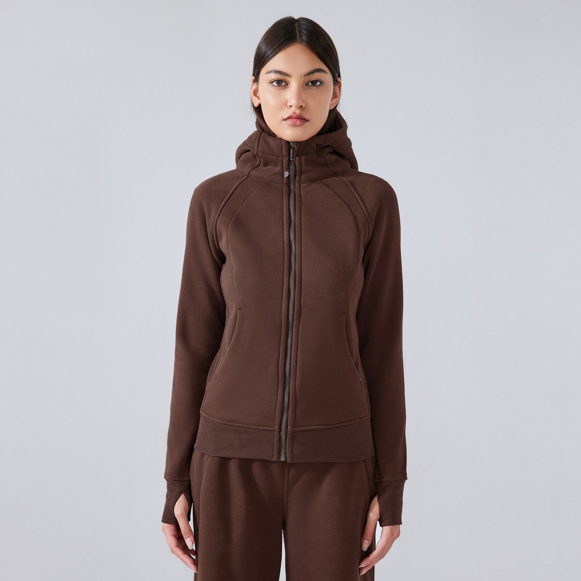 สีน้ำตาล