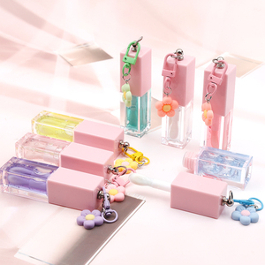 Brillo de labios personalizado Aceite aromatizante Etiqueta privada Fruta Hidratante Aceite <span class=keywords><strong>labial</strong></span> mágico Logotipo personalizado Bálsamo <span class=keywords><strong>labial</strong></span> Llavero - Product Image 3