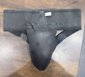 กางเกงในกีฬา Shift Sports Mesh Hip Groin Guard พร้อมแผ่นรองรับเอว ป้องกันพื้นฐาน ระบายอากาศได้ดี ผลิตจากโพลีเอสเตอร์และผ้าฝ้าย สำหรับผู้ชาย ใช้ได้ทุกฤดู - Product Image 1