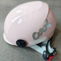 Casques de moto légers 1/2 face, 3/4 face et intégraux pour scooters, motos et cyclomoteurs