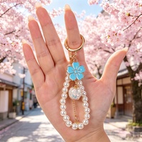 Gantungan Kunci Gelang Mutiara Modis dengan Pesona Bunga Enamel, Manik Kristal, Cincin Kunci Emas untuk Aksesori Tas Tangan Wanita.