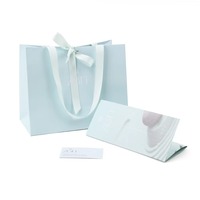 Sacs de transport en papier avec logo personnalisé pour vêtements, conception de mariage, poignées personnalisées 250x120x100, emballage de t-shirt d'artisanat pour chaussures