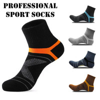 Nouvelle Arrivée Chaussettes Mi-Mollet Tendance pour Hommes avec Bande Élastique, Chaussettes de Sport pour Escalade et Cyclisme en Extérieur