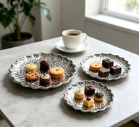 Support de plateau en métal texturé martelé, plateau de présentation multi-usages pour desserts, bijoux, décoration de table de mariage ou de fête