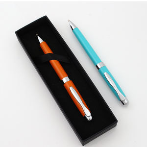 Stylos à bille exécutifs en métal orange en gros promotionnels avec logo personnalisé - Product Image 3