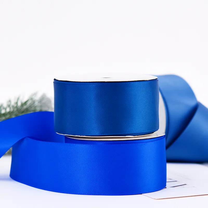 Fabrik preis Großhandel Luxus Double Face Solid Color Blau Gold bedrucktes Satin band für Holiday Party 38MM