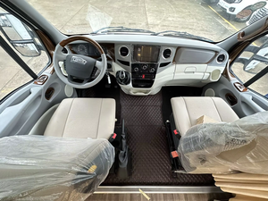 China Factory-direct Motorhome Camping Vehicle 6.5ton RV Agua y <span class=keywords><strong>electricidad</strong></span> gratis para un viaje fácil - Product Image 2