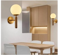 Lampu Dinding Globe Mid Century dengan Alas Logam, Lampu Dinding Sederhana untuk Kamar Tidur, Samping Tempat Tidur, Kamar Mandi, Dekorasi Latar Belakang