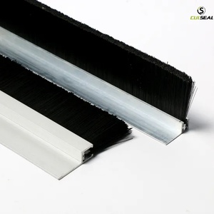 Brosses à lanières en alliage d'aluminium et acier inoxydable pour portes, avec installation par vis, conception durable - Product Image 6