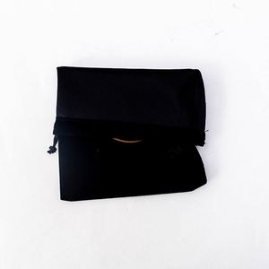Pochette à bijoux en velours avec logo personnalisé, prix de gros disponibles pour l'emballage de cadeaux et de bijoux de luxe - Product Image 2
