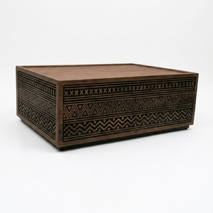 Table basse en bois rectangulaire, table centrale avec motifs sculptés, table à thé pour salon - Product Image 1