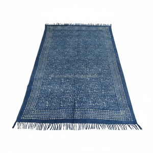 Alfombra de algodón hecha a mano, color azul Natural, índigo - Product Image 1