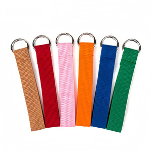 Llavero de cordón multicolor al por mayor con correa tejida y parches de tela coloridos, llavero de muñeca para niños - Product Image 1