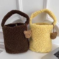 Sac à main en laine personnalisé de haute qualité pour femmes sac seau en peluche souple magnétique fantaisie pour accessoire de shopping pour filles