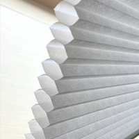 Cortinas Celulares Opacas Personalizadas de Panal de Abeja 16mm-26mm, Tejidos No Tejidos, Materia Prima para Persianas Opacas de Panal de Abeja Horizontales