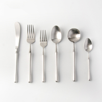 Ensemble de couverts rétro en acier inoxydable 304, faits à la main, écologiques, compatibles lave-vaisselle, couteau, fourchette, cuillère, formes spéciales pour glace, dessert, gâteau