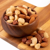 Mélange de noix de macadamia et de noix de cajou Golden Baked 50/50 offrant une texture onctueuse et beurrée pour des en-cas sains prêts à consommer, mélange pour pâtisserie