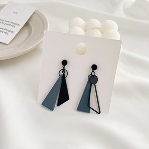 <strong>Japanese</strong> New Vintage Wooden Asymmetric Earrings Triangle Women's Pendant S925 Silver Needle Earrings No Hole Earclip - Product Image 5