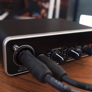 <span class=keywords><strong>Tarjeta</strong></span> <span class=keywords><strong>de</strong></span> <span class=keywords><strong>Sonido</strong></span> USB Externa UMC22 para Grabación en Vivo, para Teléfono Móvil y Computadora - Product Image 3