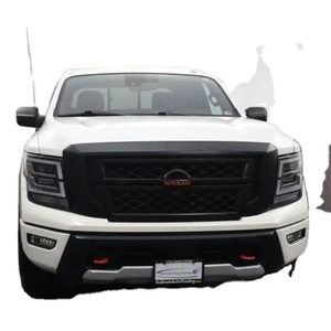 Prix pas cher propre N i s s a n Titan 4x4 PRO-4X 4dr Crew Cab Voitures d'occasion à vendre. - Product Image 1