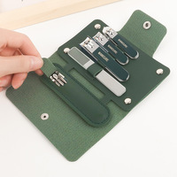 Lot de 10 kits de manucure pour bébé, grand format, anti-éclaboussures, avec coupe-ongles, coupe-ongles porte-clés, cure-oreille, kit de toilettage, kit de manucure personnalisé