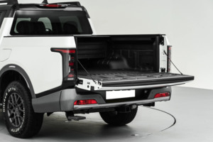 Nueva Camioneta Todoterreno <span class=keywords><strong>Nissan</strong></span> Frontier Pro PHEV 2026 de Zhengzhou, Edición Flagship, 131 km de Autonomía, Tracción en las Cuatro Ruedas, Motor 2.0T de 258 hp, 5 Plazas - Product Image 5