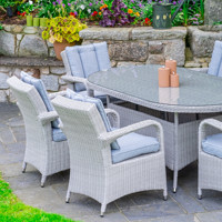 Meubles de restaurant d'extérieur, chaises de salle à manger en rotin pour patio, ensemble de salle à manger rond en osier pour l'extérieur, grands fauteuils de jardin